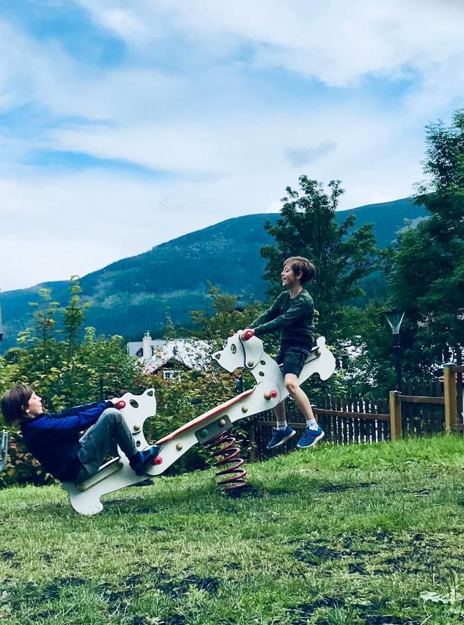 Apartament Dom Szwajcara Karpacz Exteriér fotografie